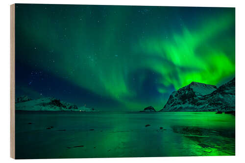 Hout print Northern Lights at Haukland Beach