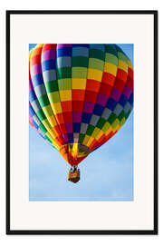 Gerahmter Kunstdruck Heißluftballon bringt Farbe in den Himmel