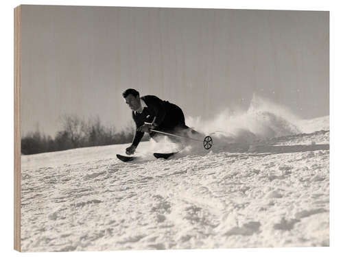 Puutaulu Skier on the descent