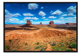 Gerahmter Kunstdruck Blauer Himmel über Monument Valley II