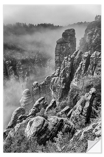 Selvklebende plakat Saxon Switzerland in the fog