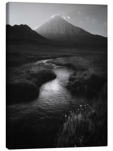 Canvas-taulu On the way to Mount Damavand