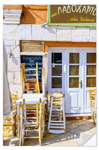 Selvklæbende plakat A tavern in Gaios, Greece