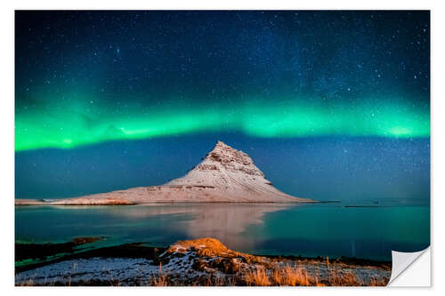 Autocolante decorativo A montanha Kirkjufell na luz do norte