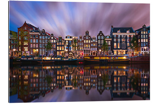 Galleriprint Amsterdam at night