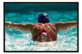 Gerahmter Kunstdruck Schmetterlingsanschlag einer jungen Frau