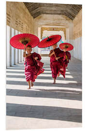 Bilde på skumplate Monks running, Myanmar