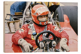 Stampa su legno Niki Lauda in the Ferrari cockpit, Bitish GP, Silverstone 1975