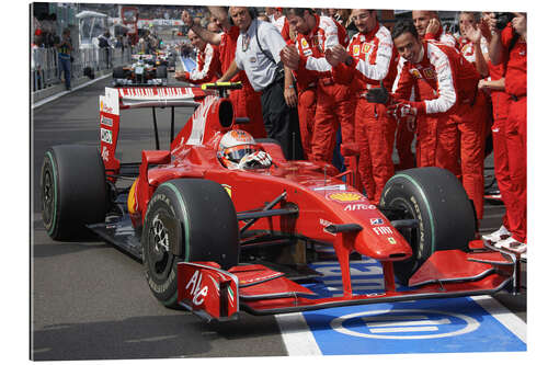 Galleritryck Winner Kimi Räikkönen and his Team, Ferrari F60, Belgian GP 2009