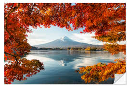 Naklejka na ścianę Mount Fuji Behind Lake Kawaguchiko IV