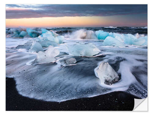 Wall sticker Blocks of ice on Jökulsárlón beach