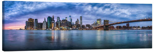 Canvas print Manhattan skyline in the evening