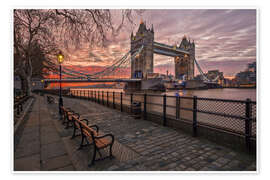 Poster  Tower Bridge im Abendrot - Dieter Meyrl