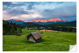 Selvklæbende plakat Huts in front of the Karwendel Mountains