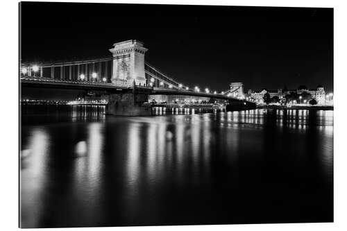 Galleritryk Chain bridge in Budapest, Hungary