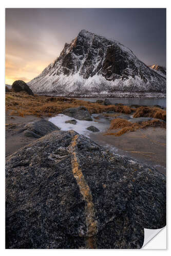 Sisustustarra Sunrise on Ballesvika beach, Norway