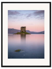 Gerahmter Kunstdruck Castle Stalker bei Sonnenaufgang, Schottland