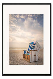 Gerahmter Kunstdruck Sylter Strandkorb im sanften Abendlicht