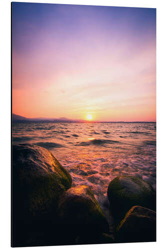 Aluminium print Sunrise on Lake Garda in Italy