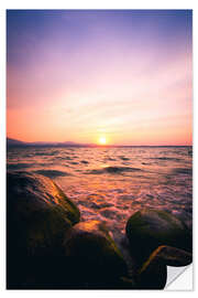 Selvklæbende plakat Sunrise on Lake Garda in Italy