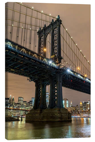 Canvas print Manhattan Bridge in New York at Night