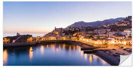 Selvklæbende plakat Câmara de Lobos in the evening, Madeira