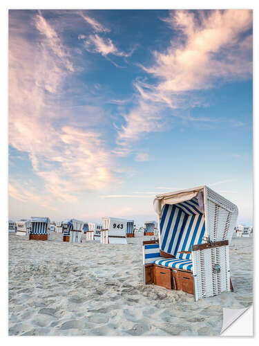 Sticker mural Chaises sur une plage de la mer du Nord