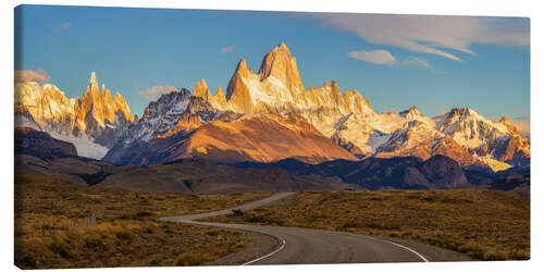 Lærredsbillede Sunrise at Fitz Roy in Patagonia