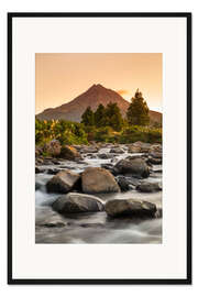 Gerahmter Kunstdruck Mount Taranaki bei Sonnenaufgang, Neuseeland