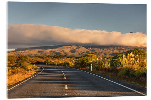 Akryylilasitaulu Road in the Tongariro National Park