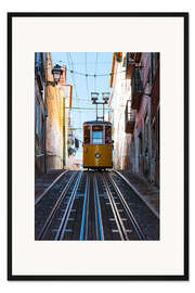 Gerahmter Kunstdruck Gelbe Tram in Lissabon