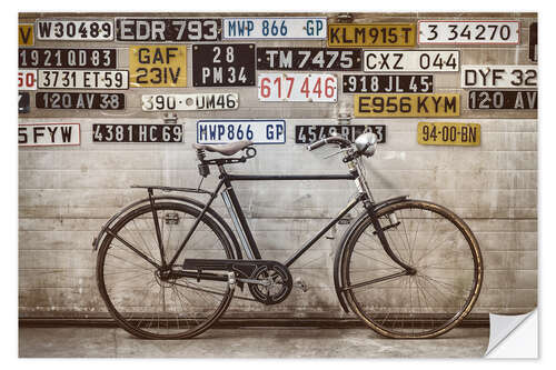 Selvklebende plakat Old bike in front of an old factory door