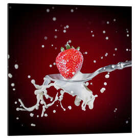 Gallery print Strawberry spalsh