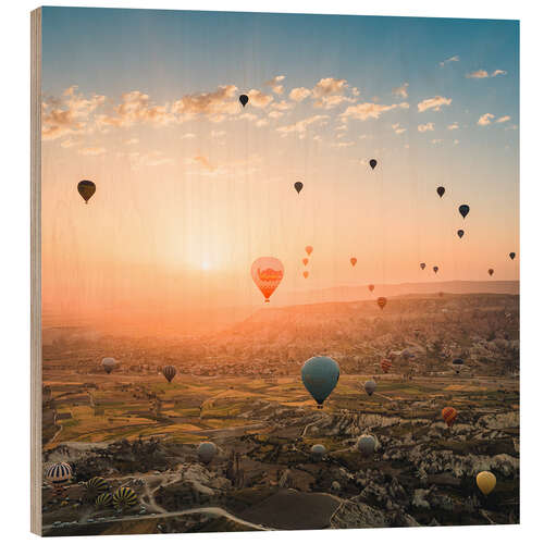 Puutaulu Balloon flight in sunrise over Cappadocia