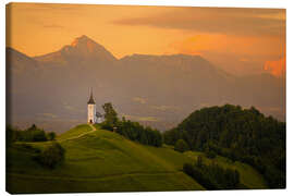 Lærredsbillede St. Primoz chapel at sunset