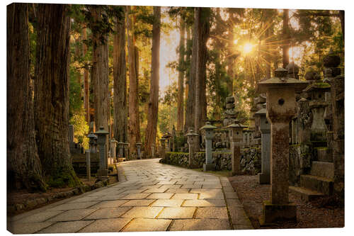 Leinwandbild Abends auf dem Okunoin Friedhof