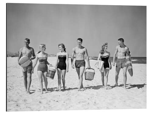 Aluminium print On the beach in the 50s