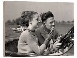 Cuadro de madera Vintage Couple in a Convertible