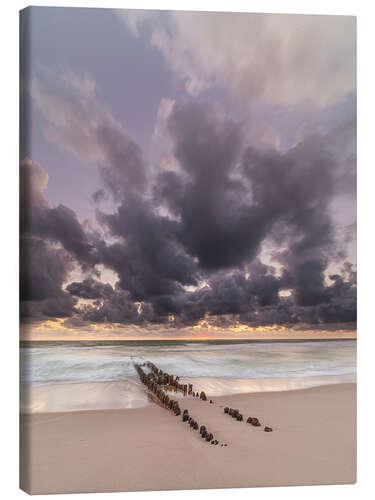 Canvastavla Groyne with clouds