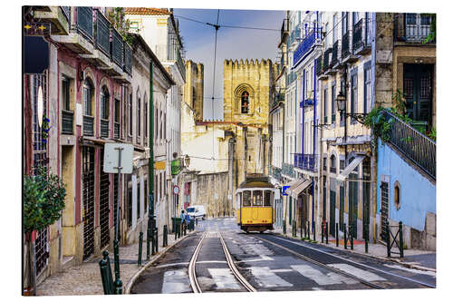 Aluminium print Tram in front of the Catedral Sé Patriarcal, Lisbon