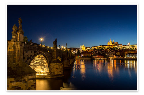 Juliste Charles Bridge in Prague at night