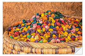 Självhäftande poster Colourful goods at the Marrakech bazaar