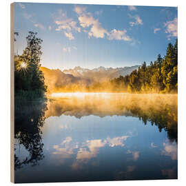 Wood print Sunrise on Lake Matheson, New Zealand