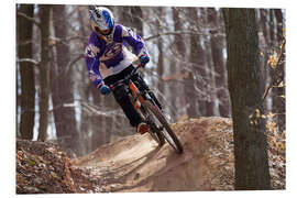 Hartschaumbild Downhill-Radrennfahrer