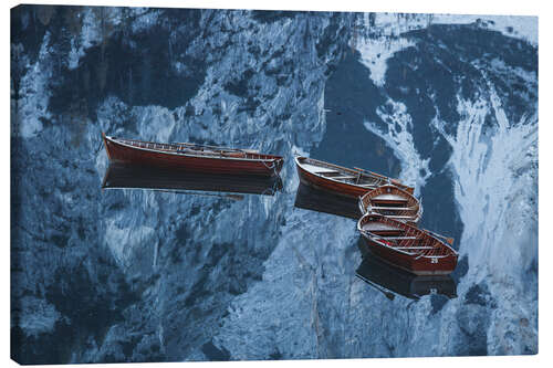 Tableau sur toile Lac de montagne avec bateaux