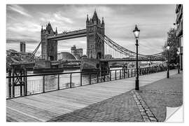 Selvklebende plakat Tower Bridge in London, black and white