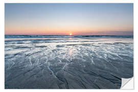 Selvklæbende plakat Sunset on the North Sea beach