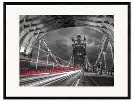 Kehystetty taidepainatus Tower Bridge Strip Lights, London