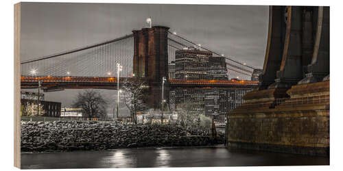 Wood print Brooklyn Bridge, illuminated