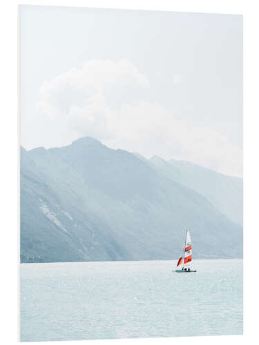 Print på skumplade Sailboat on Lake Garda